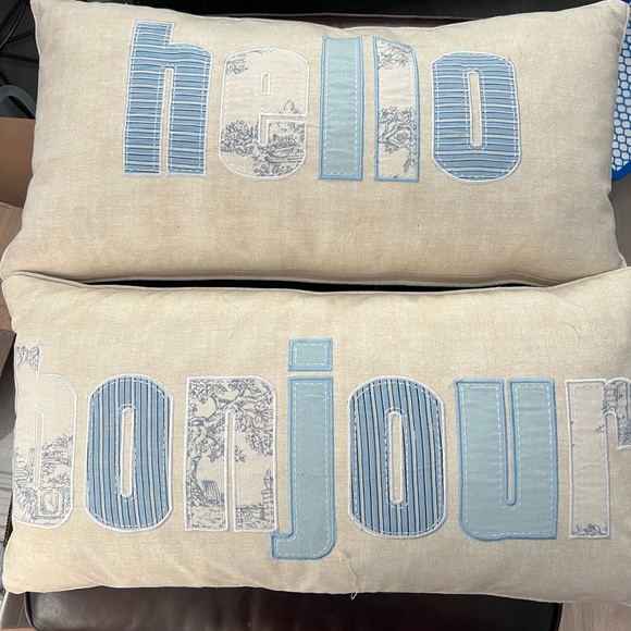 Hello/Bonjour throw pillows- (includes both pillows) - Picture 1 of 2